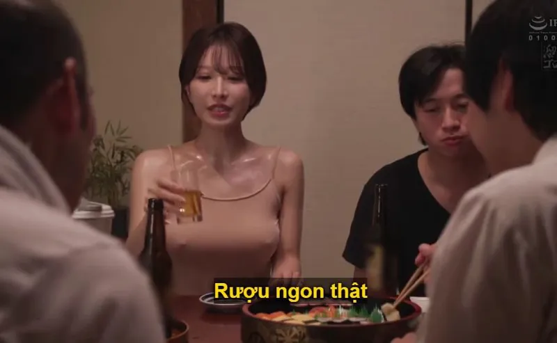 Vợ yêu gạ chịch cả gia đình gã chồng vì chồng yêu dẫn về quê rồi bỏ bê dâm đãng sml